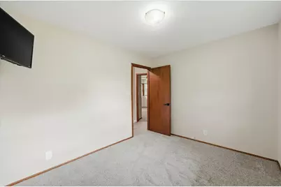 1387  Ponderosa Dr, Jackson, WI 53012 - Photo 25