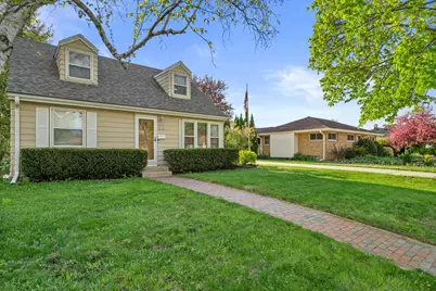 W150N8180  Manhatten Dr, Menomonee Falls, WI 53051 - Photo 37