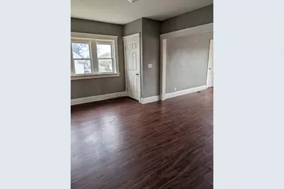 3010  17th St, Racine, WI 53405 - Photo 5