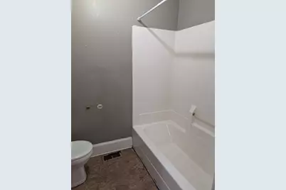 3010  17th St, Racine, WI 53405 - Photo 13