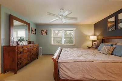 4  Cherrywood Ct, Racine, WI 53402 - Photo 21
