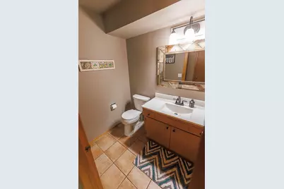 4  Cherrywood Ct, Racine, WI 53402 - Photo 19