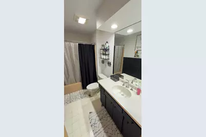 4  Cherrywood Ct, Racine, WI 53402 - Photo 25