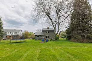 4 Cherrywood Ct, Racine, WI 53402 - Photo 3