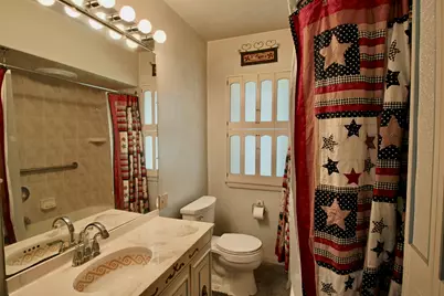 2196 S 79th St, West Allis, WI 53219 - Photo 7
