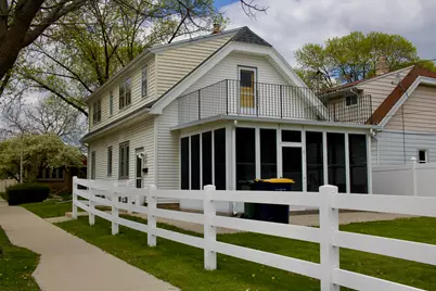 2196 S 79th St, West Allis, WI 53219 - Photo 5