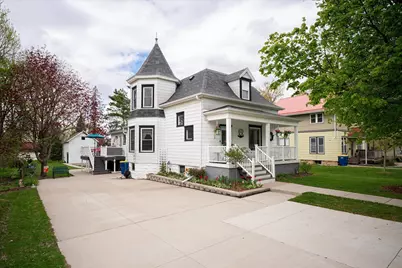 316 N East Ave, Viroqua, WI 54665 - Photo 1