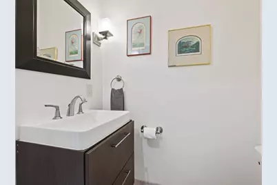 6419 N Lake Dr, Fox Point, WI 53217 - Photo 13