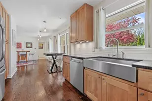 6419 N Lake Dr, Fox Point, WI 53217 - Photo 9
