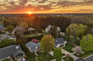 6419 N Lake Dr, Fox Point, WI 53217 - Photo 43