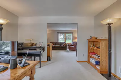 N58W24383  Clover Dr, Sussex, WI 53089 - Photo 17