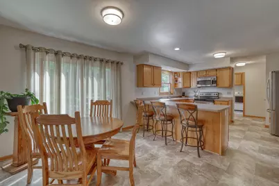 N58W24383  Clover Dr, Sussex, WI 53089 - Photo 7