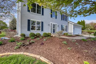 N58W24383 Clover Dr, Sussex, WI 53089 - Photo 3