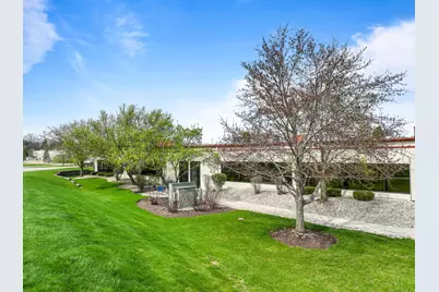 753 N Geneva Pkwy #2, Lake Geneva, WI 53147 - Photo 5