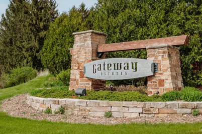 2966  Gateway Ave, Hartford, WI 53027 - Photo 51