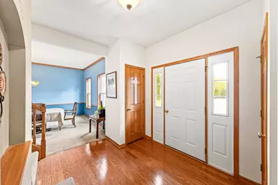 2966  Gateway Ave, Hartford, WI 53027 - Photo 3