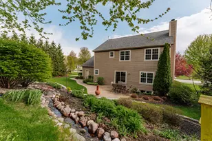2966 Gateway Ave, Hartford, WI 53027 - Photo 5