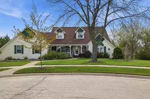 211 Erin Ct, West Bend, WI 53095 - Photo 45