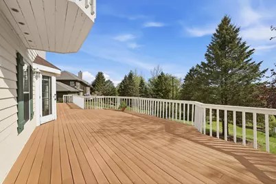 211  Erin Ct, West Bend, WI 53095 - Photo 35