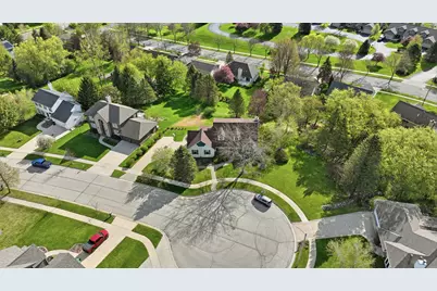 211  Erin Ct, West Bend, WI 53095 - Photo 55