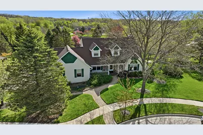 211  Erin Ct, West Bend, WI 53095 - Photo 47