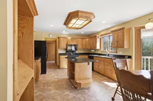 211 Erin Ct, West Bend, WI 53095 - Photo 7