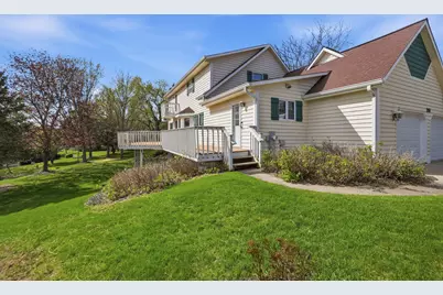 211  Erin Ct, West Bend, WI 53095 - Photo 39