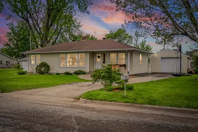 3008  26th St, La Crosse, WI 54601 - Photo 1