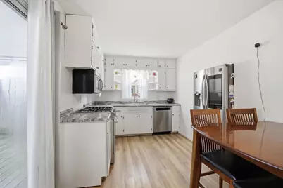 6800 W Ohio Ave, Milwaukee, WI 53219 - Photo 3