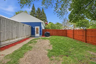 6800 W Ohio Ave, Milwaukee, WI 53219 - Photo 17