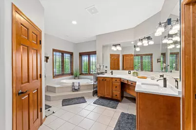 W6104  Valley Pl, Onalaska, WI 54636 - Photo 33