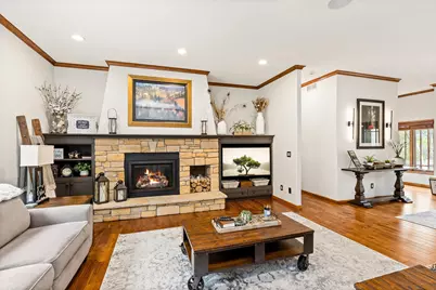 W6104  Valley Pl, Onalaska, WI 54636 - Photo 9
