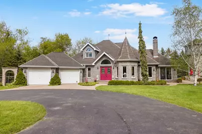 N61W38100  Blackhawk Dr, Oconomowoc, WI 53066 - Photo 3