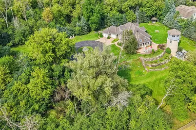 N61W38100  Blackhawk Dr, Oconomowoc, WI 53066 - Photo 41