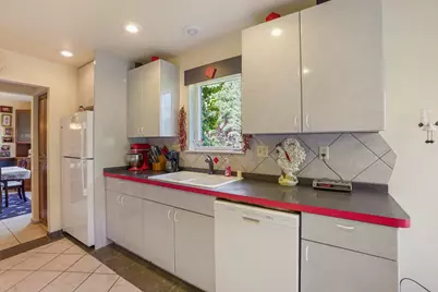 N61W38100  Blackhawk Dr, Oconomowoc, WI 53066 - Photo 15