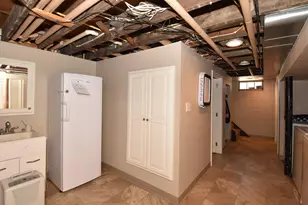 3261 S Austin St, Milwaukee, WI 53207 - Photo 27