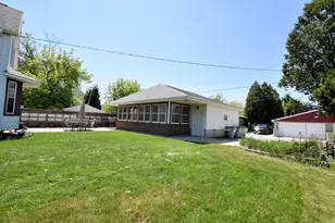 3261 S Austin St, Milwaukee, WI 53207 - Photo 37