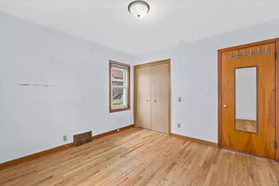 8924 W Lincoln Ave, West Allis, WI 53227 - Photo 19