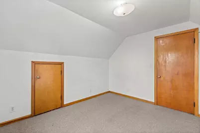 8924 W Lincoln Ave, West Allis, WI 53227 - Photo 25