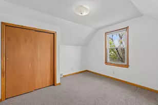 8924 W Lincoln Ave, West Allis, WI 53227 - Photo 23