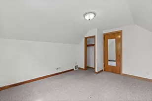 8924 W Lincoln Ave, West Allis, WI 53227 - Photo 27