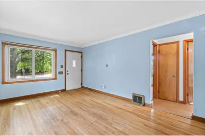 8924 W Lincoln Ave, West Allis, WI 53227 - Photo 15