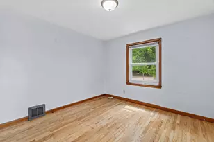 8924 W Lincoln Ave, West Allis, WI 53227 - Photo 21