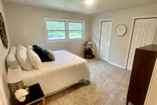5225 Tuckaway Dr, Greenfield, WI 53221 - Photo 23