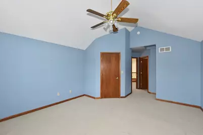 14143 W Waters Edge Trl, New Berlin, WI 53151 - Photo 27