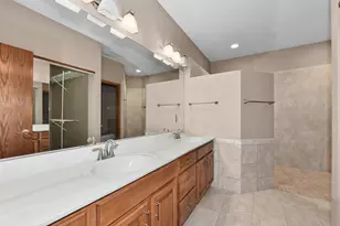 14143 W Waters Edge Trail, New Berlin, WI 53151 - Photo 19