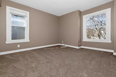 2952 N Buffum St, Milwaukee, WI 53212 - Photo 9