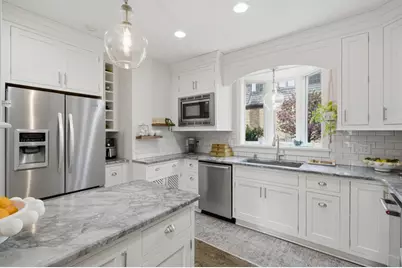 4604 N Murray Ave, Whitefish Bay, WI 53211 - Photo 17
