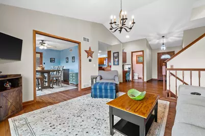 27421  Le Mays Ct, Racine, WI 53185 - Photo 13