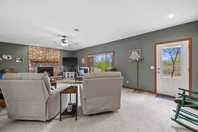 27421  Le Mays Ct, Racine, WI 53185 - Photo 37